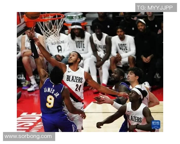 湖人队成功逆转开拓者，系列赛战平